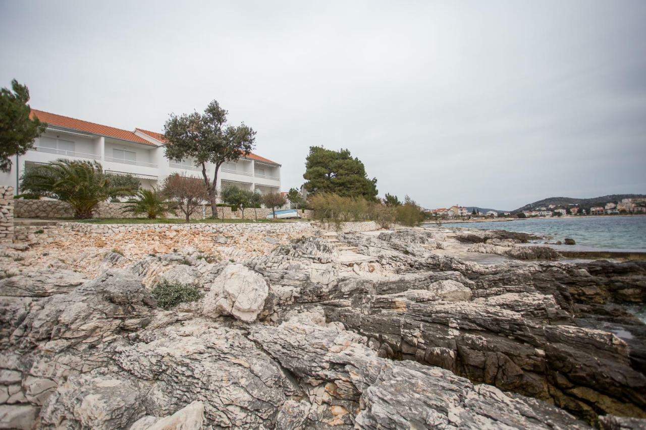 Apartments Gloria Primošten Buitenkant foto
